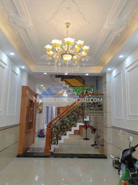 Mặt tiền thành công - 4 tầng btct - kinh doanh đỉnh