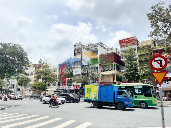 Quận 1: chính chủ 0938676685 bán nhà hàng nhật 5 tầng mặt tiền hxh nguyễn trãi, p.bên thành- dt đẹp 4m*17m- sẵn hdt đều 60tr/th- ngay vòng xoay thánh gióng