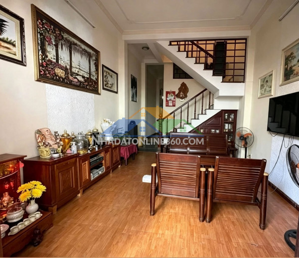 ♪ gần mt ông ích khiêm, ô tô đậu 30m, 66m2, 2 tầng đúc, 3pn, sân rông, nhỉnh 4 tỷ