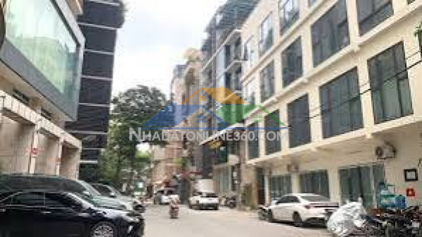 Bán nhà mặt vĩnh phúc ba đình dt 240m2, măt tiền 12,6m, đường rông 18m