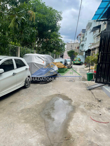 Nhà mới đẹp – 92m² – 2 phòng ngủ master – hẻm ô tô né nhau