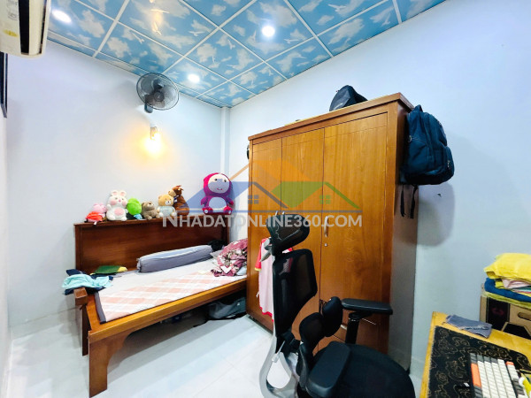 Nhà mặt tiền linh chiểu 46m², ngang 5m, 2pn, giá 4,7 tỷ gần vincom thủ đức