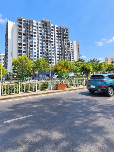 Nhà đẹp 3 tầng 90m² ngang 5 – hẻm 6m thông – sát aeon, celadon city