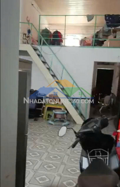 Cho thuê nhà cấp 4 cho thuê lâu dài, có gác xép, diện tích 60m2, gác xép 15m2 ở thanh lãm, hà đông
