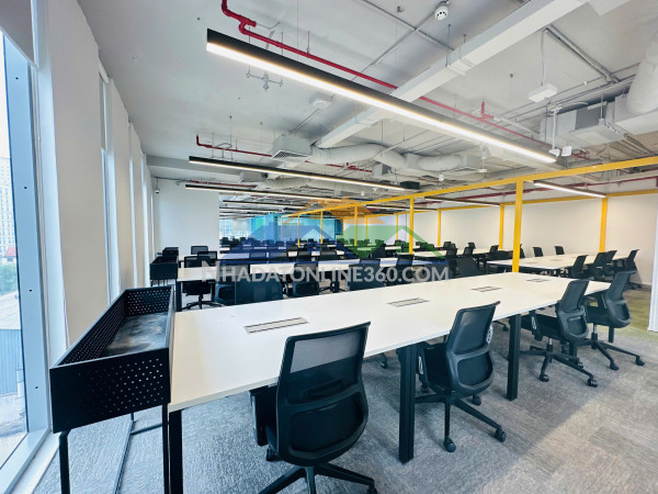 Chính chủ cho thuê văn phòng 162m² – trung tâm quận 1