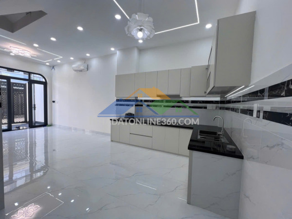 Chính chủ bán gấp -hạ 1 tỷ còn 26 tỷ - biệt thự 105a nguyễn...