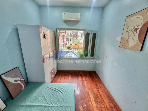Cho thuê phòng 16m thoáng sáng giá rẻ 2tr7 ngõ 575 kim mã, ba đình