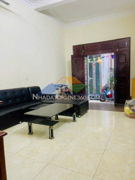 Cho thuê nhà nguyên căn hoàng liệt – tựu liệt  50m² × 3 tầng  4pn + phòng thờ  11 triệu/tháng