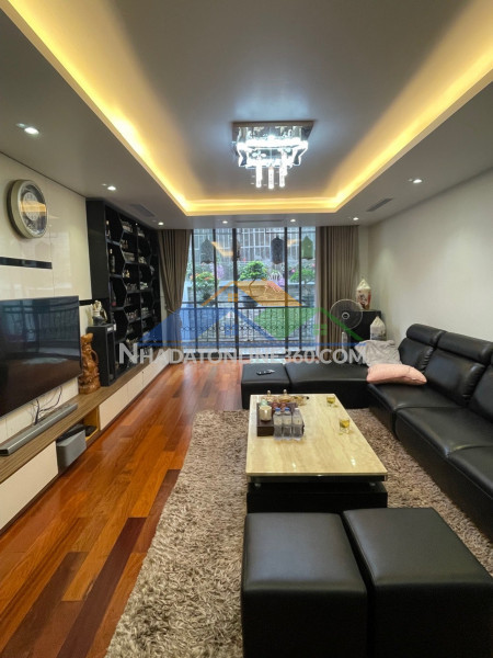 Mặt phố hàng kênh - lô góc 2 mặt thoáng, khu kinh doanh sầm uất
