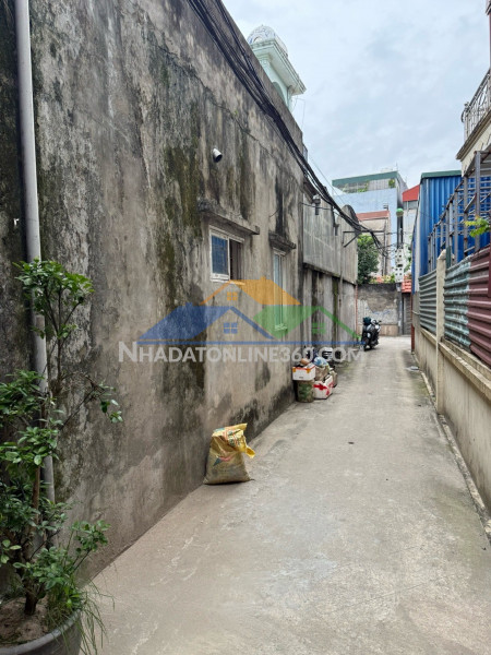 Bán đất 6.8 tỷ ngọc trì 50m mặt tiền rộng,ô tô lùi vào đất