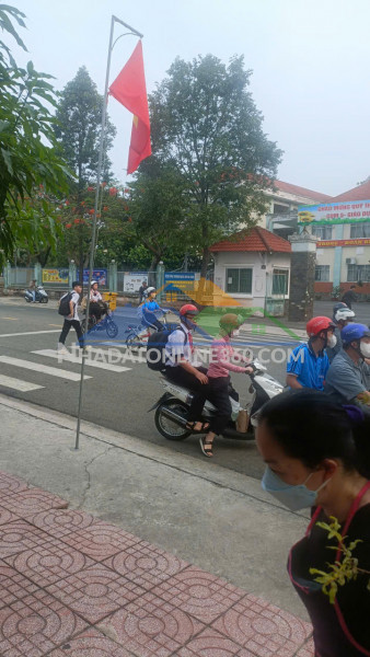 Bán nhà 6 tầng thang máy cổ linh, long biên