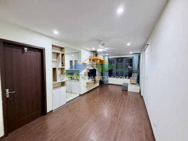 Căn hộ full tiện ích - vị trí đẹp- chính chủ bán nhanh căn hộ homeland quận long biên hà nội