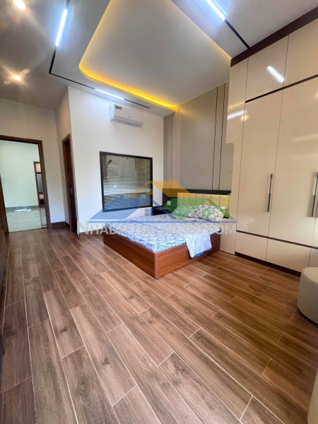 Nhà 3 tầng 3 mê xây mới đường vũ miên - sát đường phạm hùng