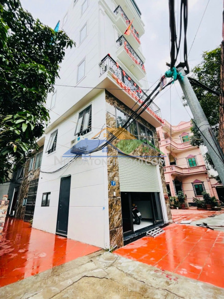 Phúc lợi long biên đất 50m 7 tỷ ô tô đỗ cửa,sổ đỏ đầy đủ
