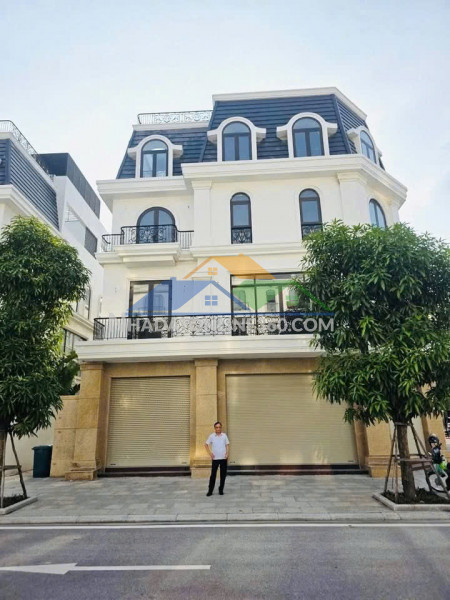 Chính chủ chuyển nhượng căn góc 2 mặt tiền 20m - hoàng huy green...