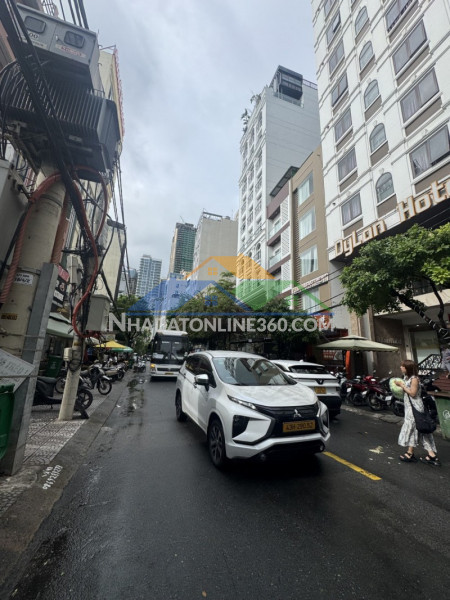 Hà bổng 328m2, lô góc 2 mặt tiền, giá mới 128 tỷ – sơn trà