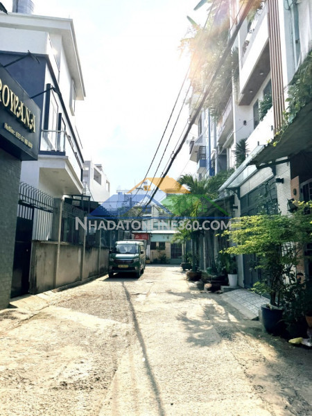 6,1 tỷ – 54m2 – phạm văn chiêu, gò vấp, gần chợ thạch đà – hẻm nhựa 6m ô tô tránh – nhà 4 tầng đẹp, nở hậu 5,7m.