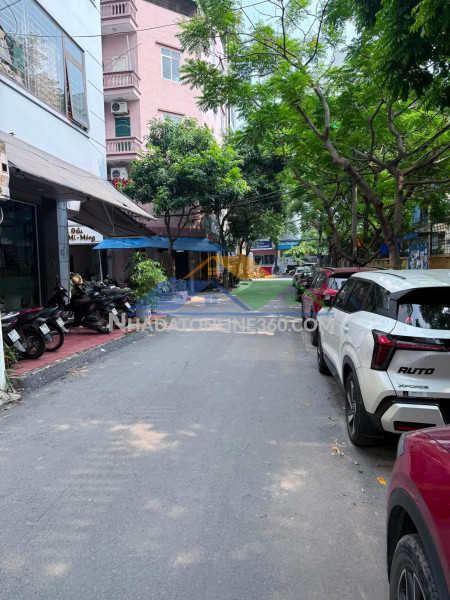 Tòa nhà thiên hiền – 60m² – 10 tầng – lô góc 2 thoáng – ô tô tránh – vỉa hè – dòng tiền 80tr/tháng