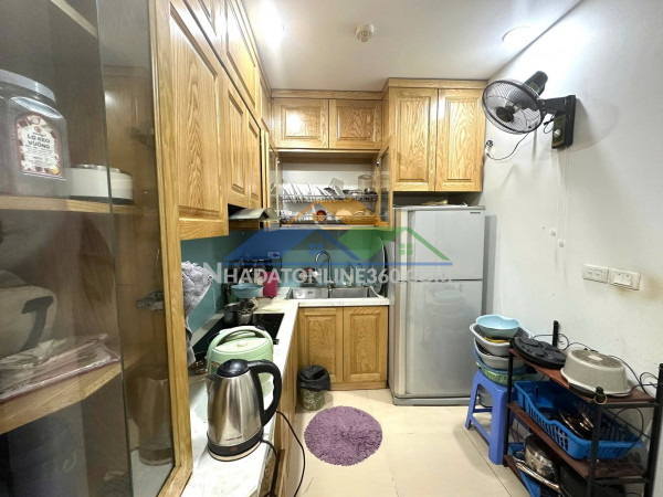 Bán nhà mặt phố hàng lược, 30m2, 4 tầng, 16.5 tỉ, vỉa hè, cho thuê 22tr/tháng