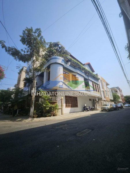 Tòa nhà tại hải hồ, full nội thất mới xây 4 tầng 1 tum kề lô góc. view pháo hoa