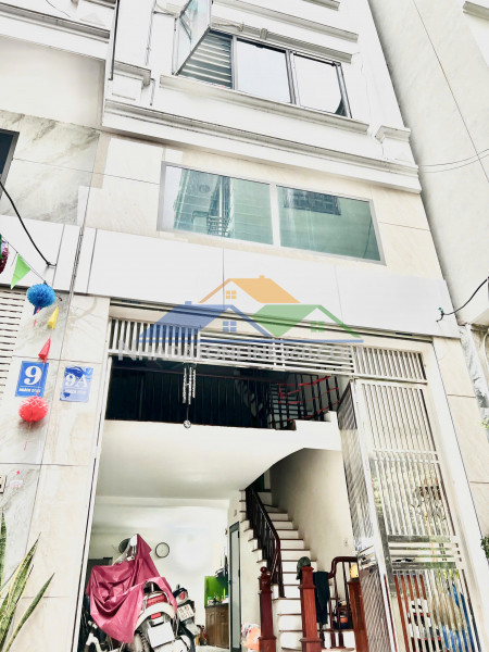 Bán nhà bằng b hoàng liệt, 40.5m² x 5 tầng, ô tô 7 chỗ vào nhà, cách đường lớn 30m