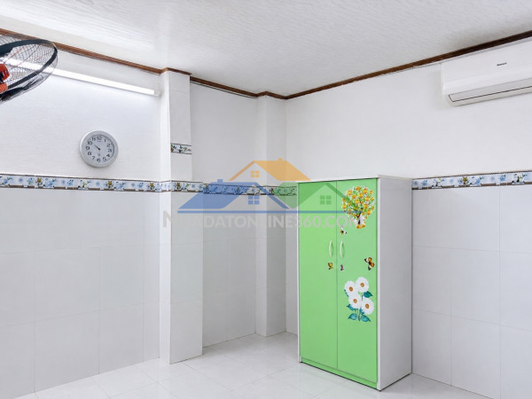 Giảm sâu còn 4ty2 bớt lộc,  nhà  58m2 ,xvnt bình thạnh hẻm thông d2