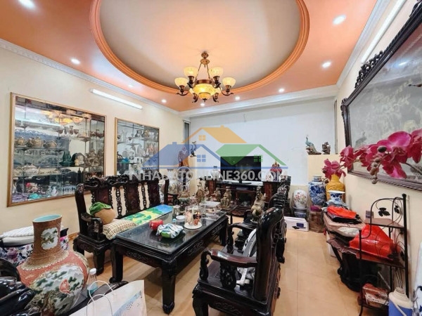 Bán nhà phố cổ hàng bông 45m², 6 tầng, mặt tiền 4m, giá 19,4 tỉ, xách vali vào ở luôn