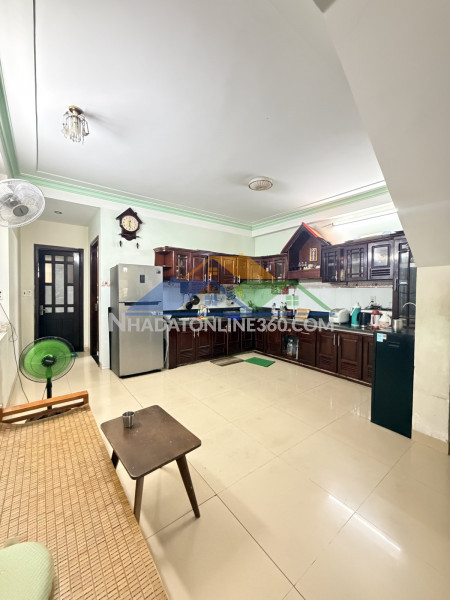 Bán nhà mặt tiền tiểu la 90m², 4 tầng, ngang 5m, giá 17,9 tỷ