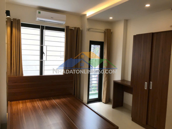 Chính chủ cần bán gấp tòa nhà phố láng hạ quận đống đa dt 41 m2 x 6 tầng nhỉnh 12 tỷ gần ô tô kd.