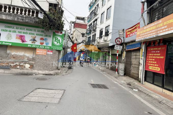 CẦN BÁN GẤP NHÀ TẬP THỂ TẦNG 1 MẶT PHỐ BÙI NGỌC DƯƠNG - Q.HAI BÀ TRƯNG - HÀ NỘI