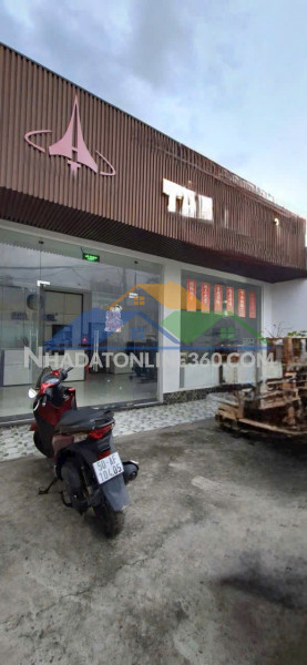 Siêu mặt bằng 8.000m² – 60 phòng – 3 tầng - đông hưng thuận,...