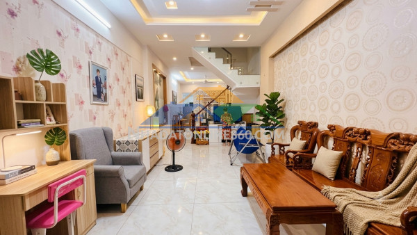 Đối diện bv175 - 79m² - 4 tầng - hẻm xe hơi - nguyễn văn công