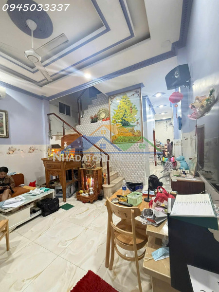 Bán nhà 3 tầng đường số 2 p. tân kiểng quận 7, dt 62m² (5m × 12.5m), giá 9.2 tỷ