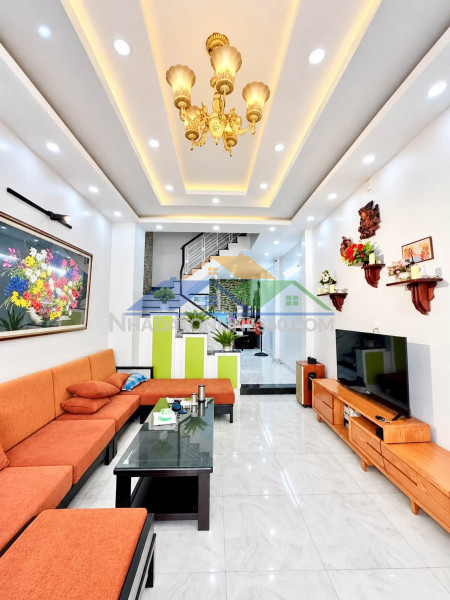 Bán nhà mặt tiền độc lập - tân sơn nhì, 60m, 4 tầng, nhỉnh 9...