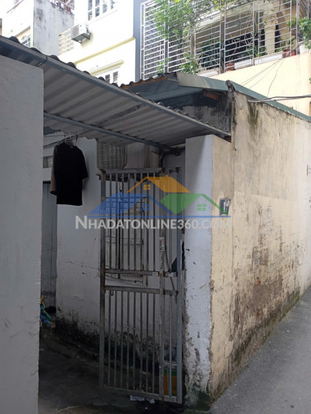 Chính chủ cần bán đất tặng nhà cấp 4 dt 72 m2 tại mỹ đình quận nam từ liêm ô tô kd.