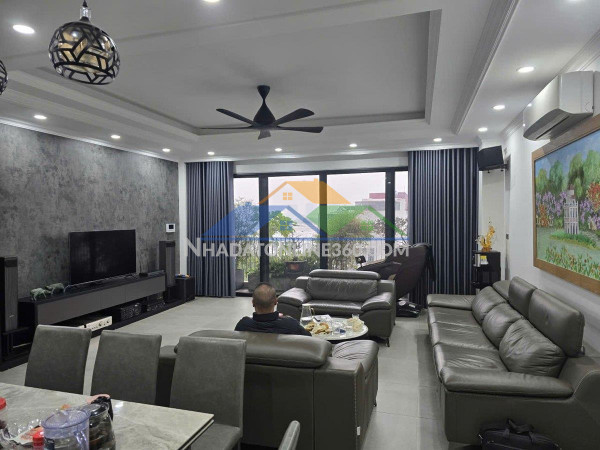 Bán nhà - lạc long quân –gần otô- kinh doanh 62m 14.9tỷ
