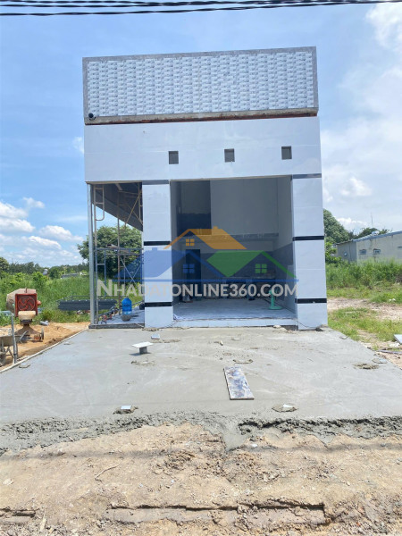 1 tỉ 3 sở hữu dãy trọ 1 kiot 4phòng thu nhập 10tr/tháng sát kcn...