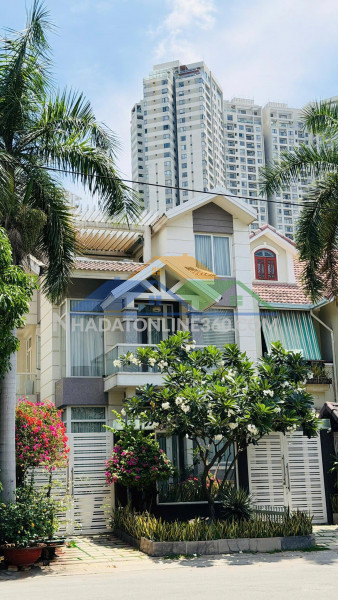 Bán gấp xưởng mới tân hương 150,4m 1 trệt 1 lầu + sân thượng...