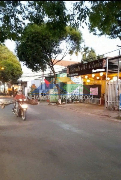 Nhà đẹp giá tốt – chính chủ hạ giá bán nhà mặt tiền 77b đ. nguyễn trãi, phường an bình, tx. buôn hồ, đắk lắk