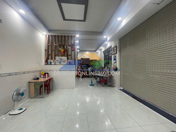Nhà 2 tầng 3pn ở ngay – đất 80m² ngang 5m, gần chợ thạnh xuân