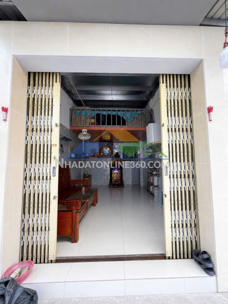 Nhà vị trí đẹp cách mt 3 căn tuy lý vương p12q8 p.phú định