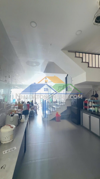 Bán nhà 3 tầng, 76m2, đường 385, tăng nhơn phú a, q.9, thủ đức, tp hcm. giá 6,18 tỷ, sổ hồng riêng.