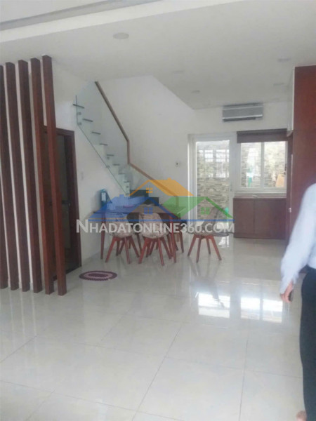 Bán nhà mega village khang điiền, dt 75m2, 3 tầng, full nội thất,...