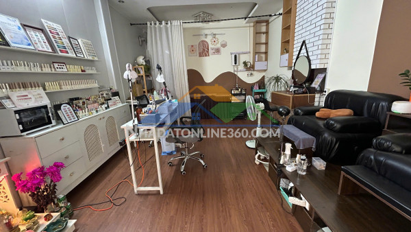 Sang nhượng mặt bằng trống mặt tiền ngay trung tâm hải châu – đà nẵng