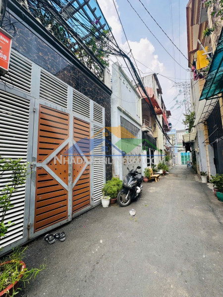 Chủ hạ giá 300 triệu – nhà 4 tầng, 4pn, ô tô ngủ trong nhà, hẻm thông 5m, sổ hồng hoàn công đủ – ngay cv làng hoa gò vấp, chỉ 6,69 tỷ!
