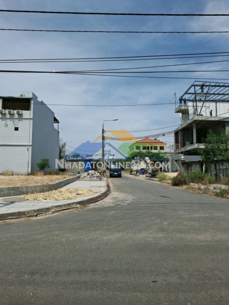 Bán đất mặt tiền nguyễn phạm tuân 93m², đang cho thuê 5 triệu/tháng, giá 5,4 tỷ