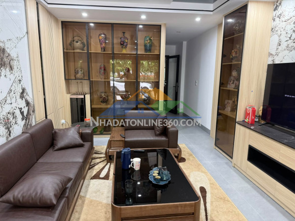 Bán nhà phố cảm hội, 74m2, 5 tầng, mặt tiền 4m, 16.5 tỉ, nhà đẹp ở luôn, ngõ ba gác tránh xe máy