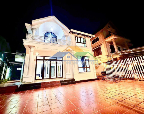 Sang nhượng homestay 8 phòng kinh doanh full nội thất giá thuê 20 triệu đường hàn thuyên đà lạt lâm đồng