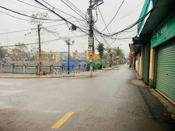 Bán đất lô góc, diện tích rộng, đường ô tô tránh, hoàng...