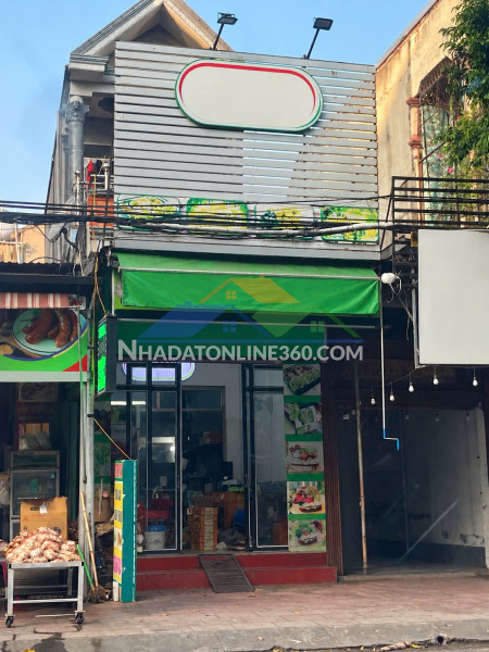 Nhà chính chủ- giá tốt bán nhanh nhà thuận tiện kinh doanh tại xã yên khánh, tỉnh ninh bình